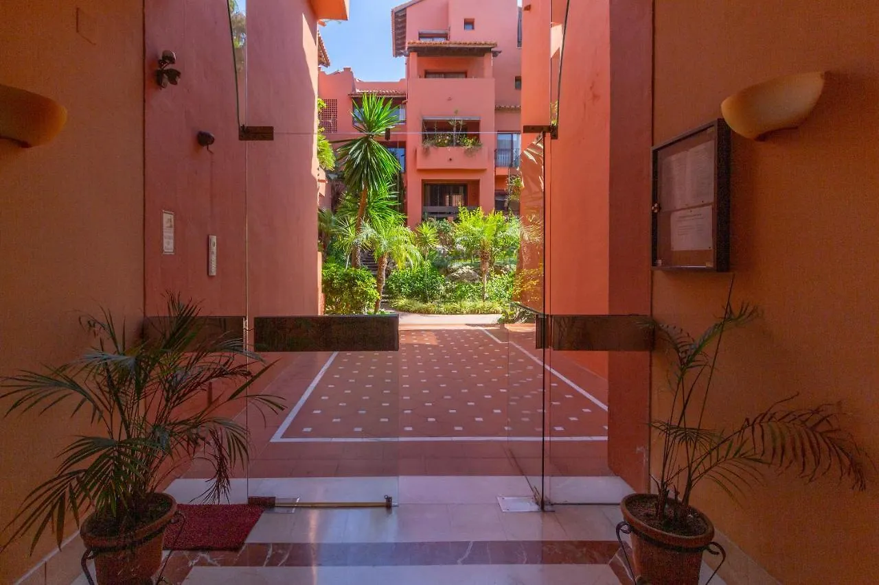 Xpce D Carlos Gardens Apartment Marbella 0*,  España